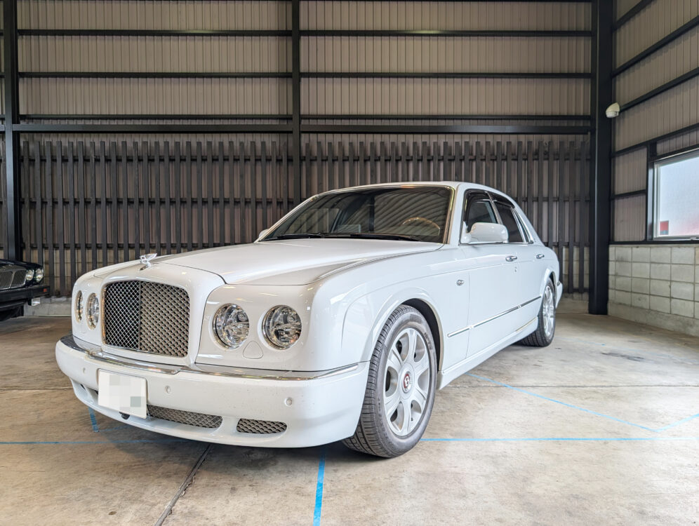 BENTLEY ARNAGE R - ストックカー | ブリティッシュモータース -